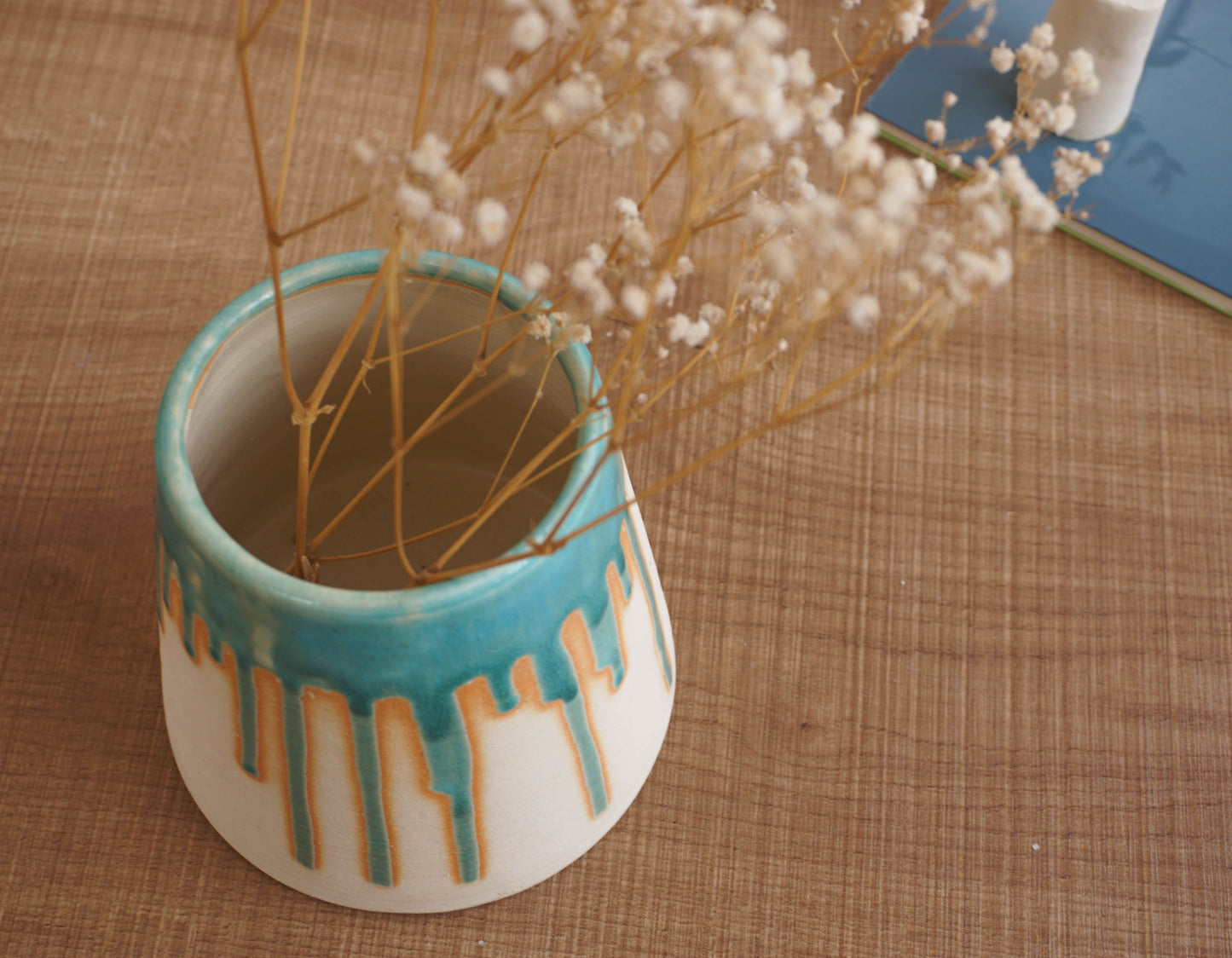 青い富士山の花瓶