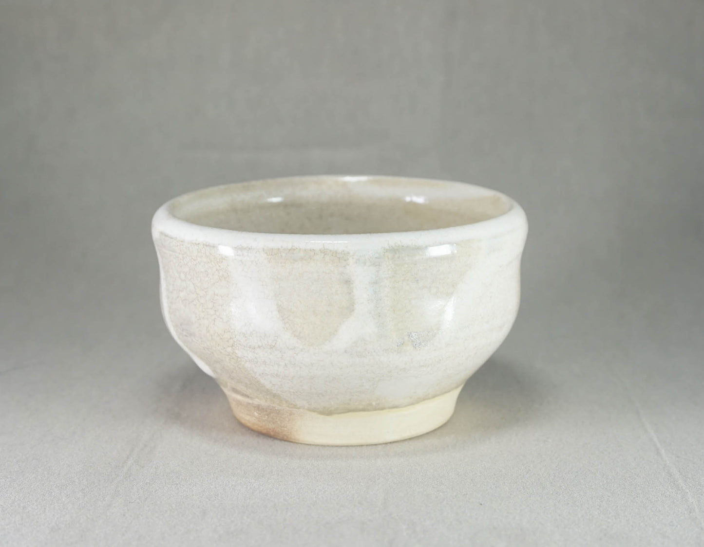Round teacup