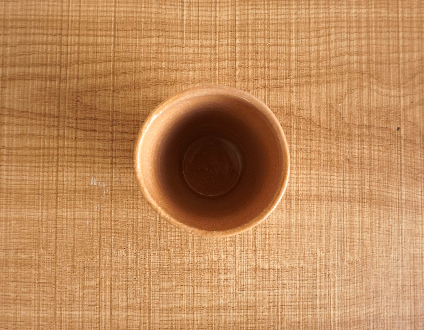 伝統的なマグカップ