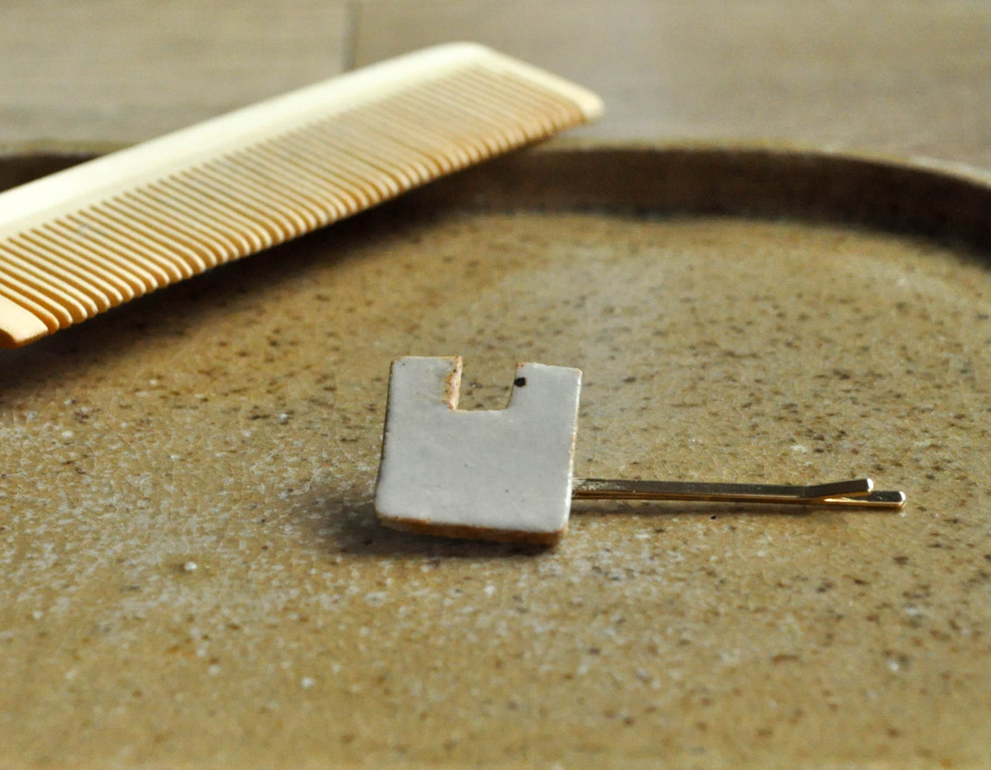 凸凹のヘアピン