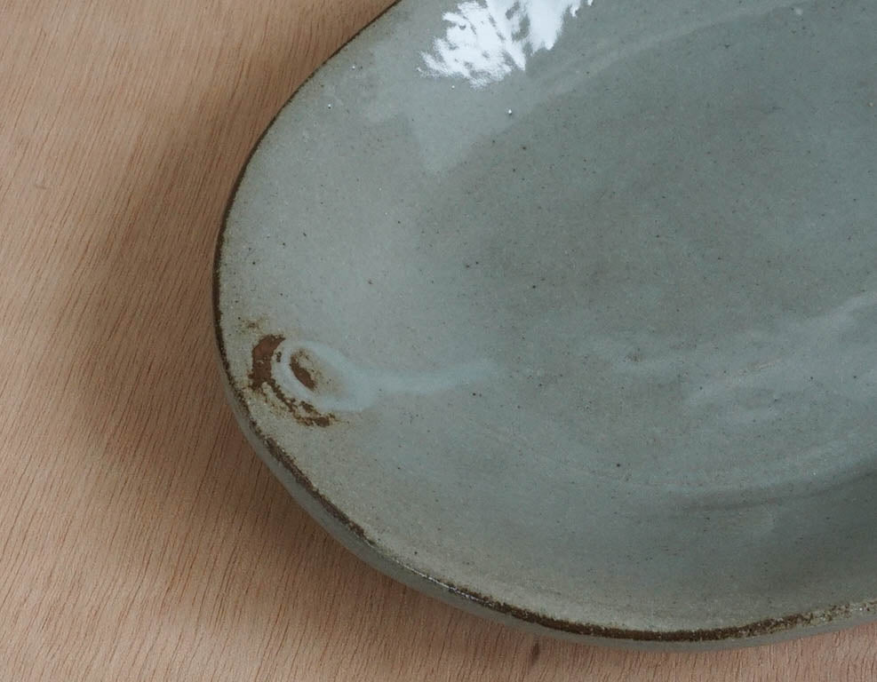 Oval-shaped plate