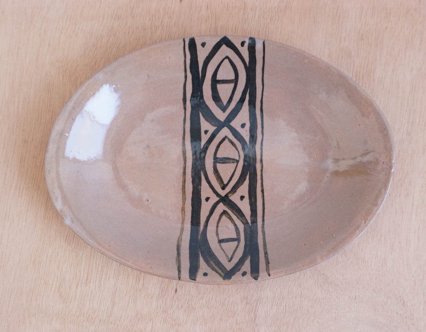 Medieval Catalan oval dish