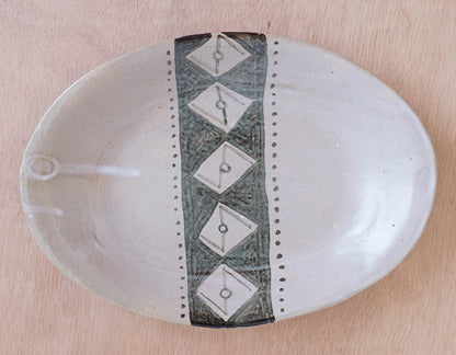 Medieval Catalan oval dish